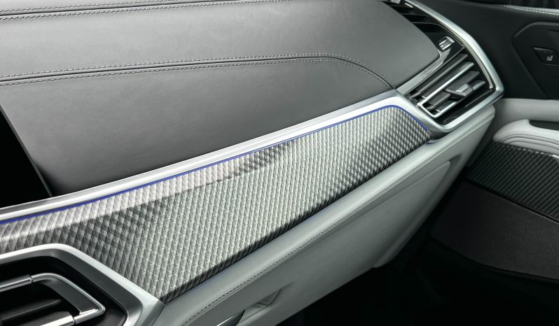 
								BMW X5 M Competition full									