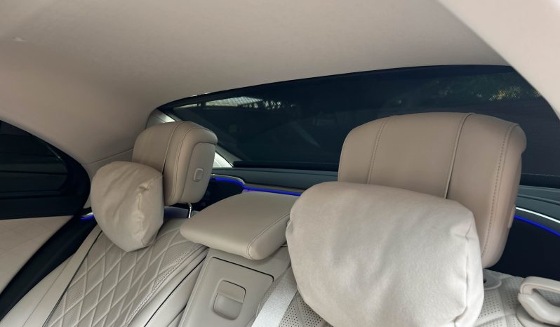 
								Mercedes-Benz S 350 D 4Matic full									