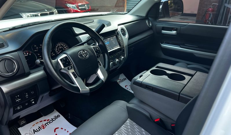 
								Toyota Tundra full									