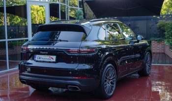
									Porsche Cayenne S full								