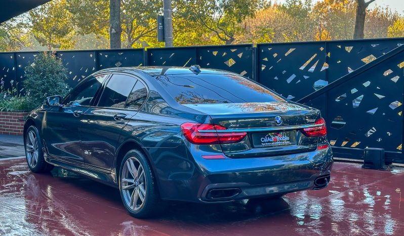 
								BMW  750i xDrive full									