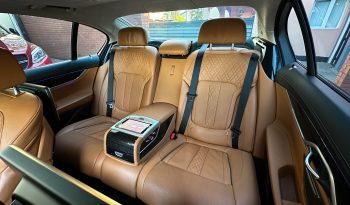 
									BMW  750i xDrive full								