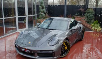 
									Porsche 911 Turbo S Coupe full								