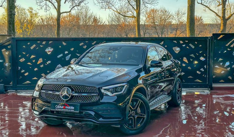 
								Mercedes-Benz GLC Coupe 300 4MATIC full									