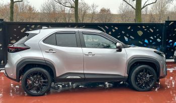 
									Toyota Yaris Cross full								