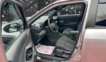 
									Toyota Yaris Cross full								