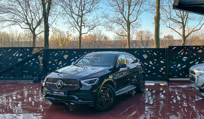 
								Mercedes-Benz GLC Coupe 300 4MATIC full									