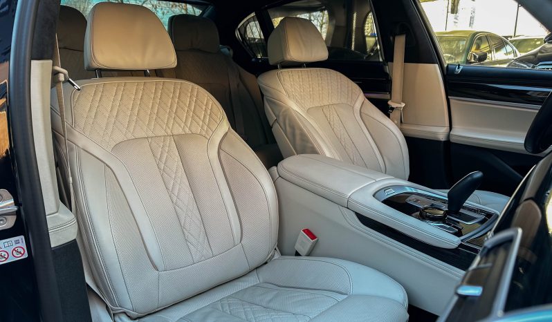 
								BMW 745 LE xDrive full									