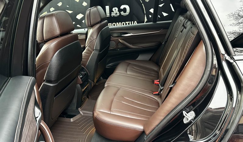 
								BMW X5 xDrive40d full									