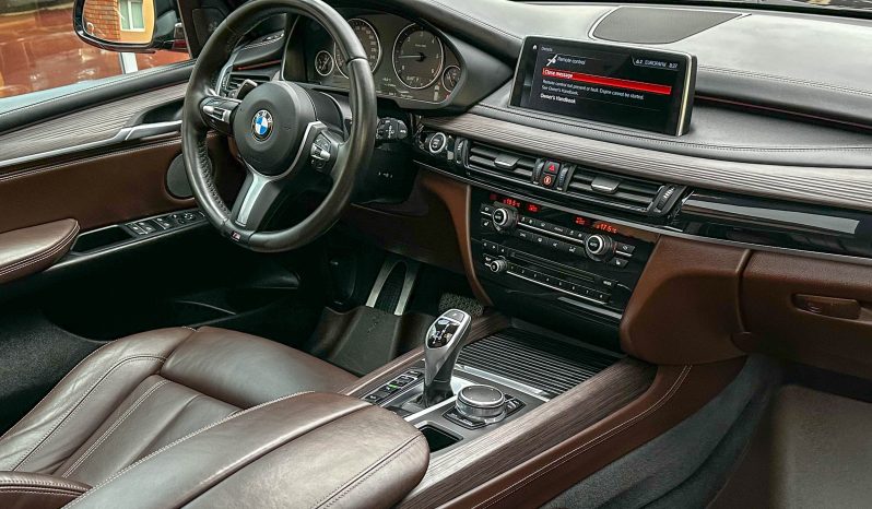 
								BMW X5 xDrive40d full									