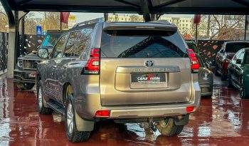 
									Toyota Land Cruiser full								