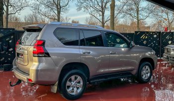 
									Toyota Land Cruiser full								