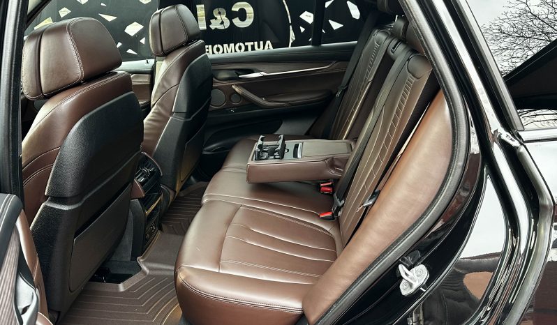 
								BMW X5 xDrive40d full									