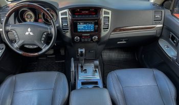 
									Mitsubishi Pajero full								