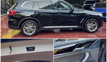 
									BMW X3 xDrive30i full								