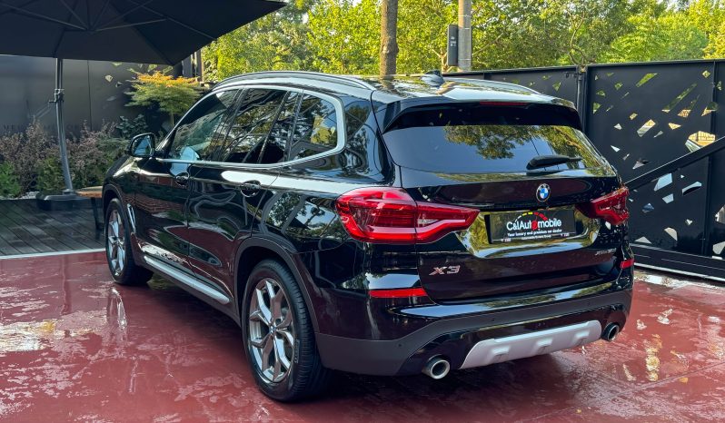 
								BMW X3 xDrive30i full									