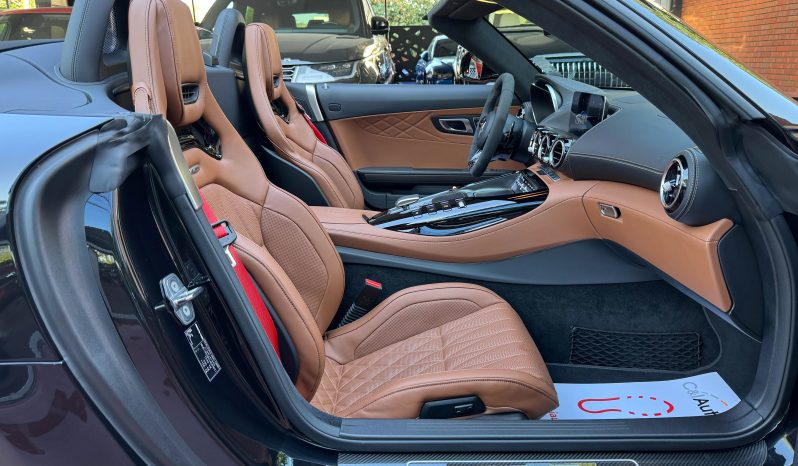 
								Mercedes-Benz AMG GT C full									