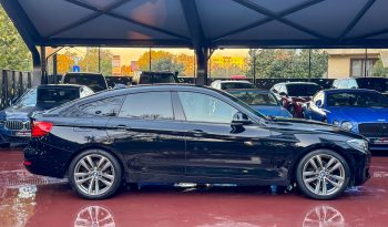 
									BMW 320i xDrive GT full								