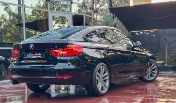 
									BMW 320i xDrive GT full								